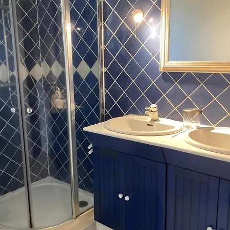 De La Vallee Volnay (Sarthe)