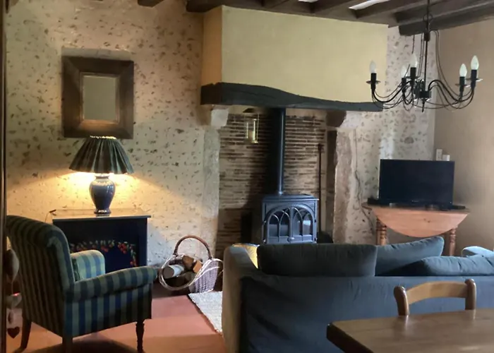 Vakantiehuis De La Vallee Volnay (Sarthe)