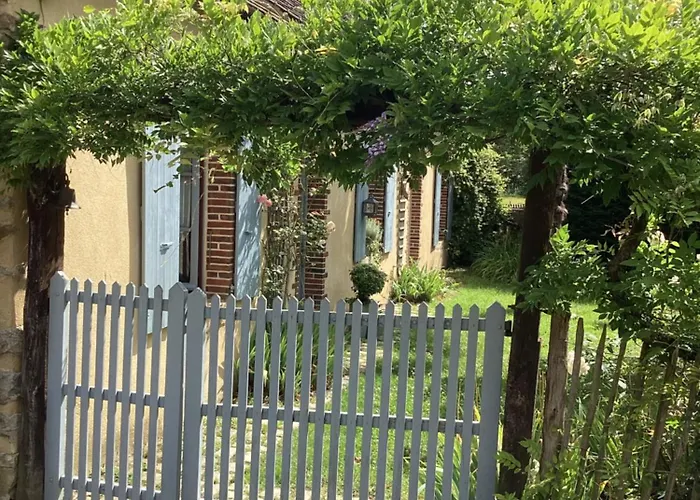 De La Vallee * Volnay (Sarthe)